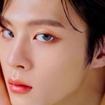 김우석 요즘 활동 많이해서 좋다ㅠ