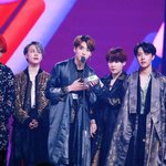 방탄무대 뭐가 더 레전드인 것 같아?