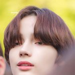 <b>무대</b> <b>밖</b>에선 순한맛 보여주는 남돌