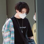 <b>정국</b> 퇴근짤 미친거아니야?