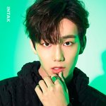 <b>FNC</b> 신인 나머지 3명도 사진 뜸