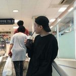 [댓글부탁해] 이남자 <b>뼈대</b> 얇고 마른편이다 추반