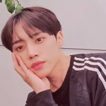 주<b>학년</b>이랑 결혼해야지