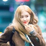 [드루와] 로제 이 옷 어디꺼인지 아는 사람?
