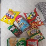 [댓글부탁해] 과자 <b>사</b>왔는데 너네라면 몇일<b>컷</b>이여??