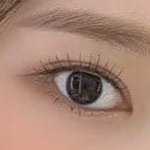 나 눈 누구<b>닮음</b>?