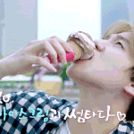 [EXO] 귀여운 배쿠 보고가세욤!
