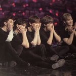 [뉴이스트] 히히히히<b>힣</b>