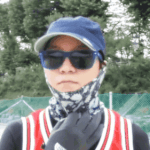 어느 한 배우가 운동할 때의 <b>복장</b>