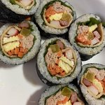 <b>엄마</b>가 수업 들으면서 먹으라고 <b>김밥</b>싸줬어