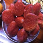 마 딸기 <b>벌크</b>업했노