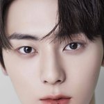 황민현 데이즈드 X <b>랑콤</b> 립 화보