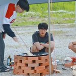 와 방탄 밥 차려먹는 것 좀 봐ㄷㄷ