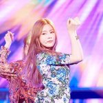 반짝거리는게 야경보다 더 <b>멋짐</b>