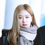 [댓글부탁해] 목도리 언제부터<b>매지</b>