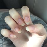 얘들아 나 <b>손톱</b> 길렀는데 징그러워?