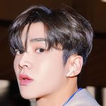 유한 잘생김 그 <b>자체</b>인 <b>남</b><b>돌</b>