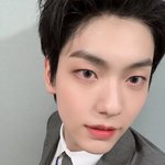 엥 최수빈 <b>흑발</b> 뭐임