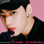 [더보이즈] 김선우 <b>피어싱</b>