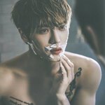 [김재중] 섹시하게 면도중인 <b>서방</b>님