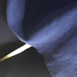 얘들아 <b>남색</b>카라오버핏티+검정슬렉스 에바?