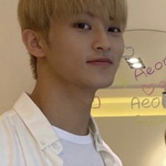 [NCT] 마크 <b>수염</b> 되게빨리자라나보다