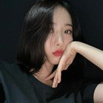 <b>이런</b> <b>머리</b>에 앞머리 있으면 이상해?