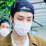 [EXO] 다가려도 잘생긴 걸 우짜스까..