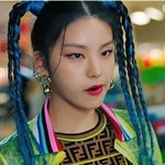 예지 이 사진 약간 왕<b>자림</b> 닮지 않음?