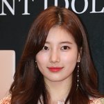 아까 수지 글에 누가 <b>미간</b> 넓어서 물고기같다고 해놨는데