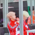 [NCT] 이거 <b>완전</b> 반휘혈 아니야?
