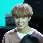 [NCT즌] __ 이동혁 <b>이런머리</b> 다시 안하겠지