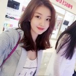 은행에서 일하고 있을 것 같은 아이돌