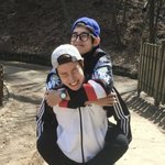 나 <b>완전</b> 하찮은 방탄 사진 발견함