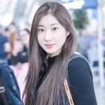 <b>채령</b>이 진짜 너무 청순해