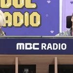 [펜타곤] <b>아돌</b>라 보는데 이 옷 어디서 많이 봤다 싶었는데