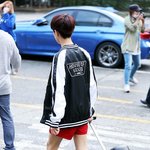 [NCT즌] 아니 (외) 짧은 <b>반바지</b> (않)입혀줘 (외)?