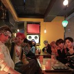 [펜타곤] 애들 9명씩이나 되는데 다 <b>친한</b>거 조카 신기하지 않냐