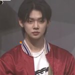 아이<b>랜드</b> 걔네랑 투바투랑