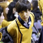 <b>카이</b> 어제 브이앱에서