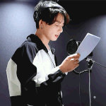 녹음하는 정국 <b>착장</b> 개설레네 진짜