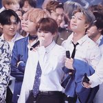 [방탄소년단] 머글) 슈가 이거 뭐 <b>부르고</b> 있는거야?