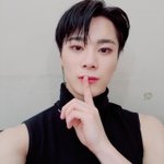 어깨가 문짝만해서 문짝 문씨라는 남돌