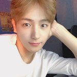 덥즈 현재 ㅈㄴ 잘생겼네