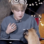 [김재중] <b>주접</b>댓글 읽는 영상 보는데
