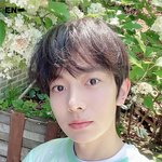 [드루와] 얘는 셀카 찍을 때 특유의 공주 <b>표정</b>이 있음