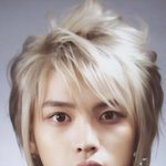 [김재중] [인스타] 그니깐 지금 14년전에 본인이 애기였단 <b>소리</b>지?