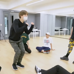 [NCT] 정우 이거 <b>옷</b> <b>정보</b> 아는 사람 ㅠㅠ