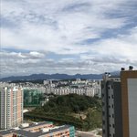 아 하늘보니까 ㄹㅇ <b>재기</b>마렵네