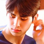 나무 타고 올라가서 봐야 할 <b>콧대</b>